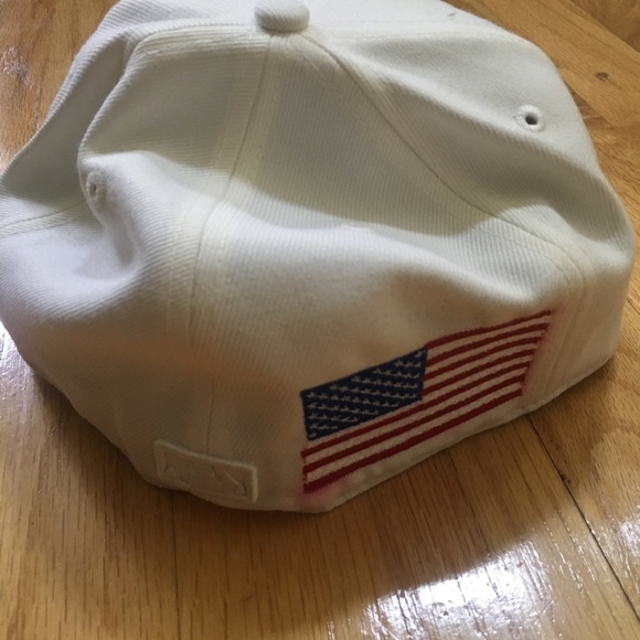New Era New York Yankees White Hate w/USA Flag - Picture 3 of 5